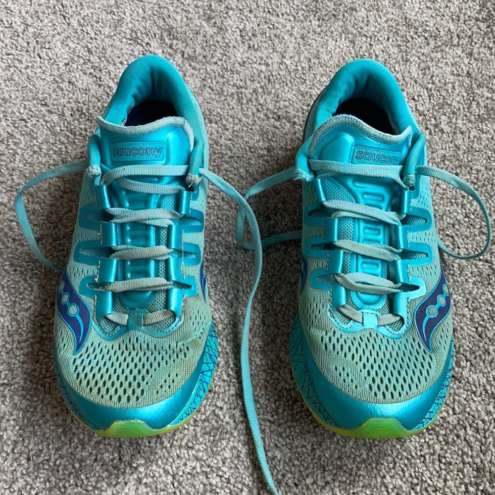 Saucony Freedom ISO running shoes 9